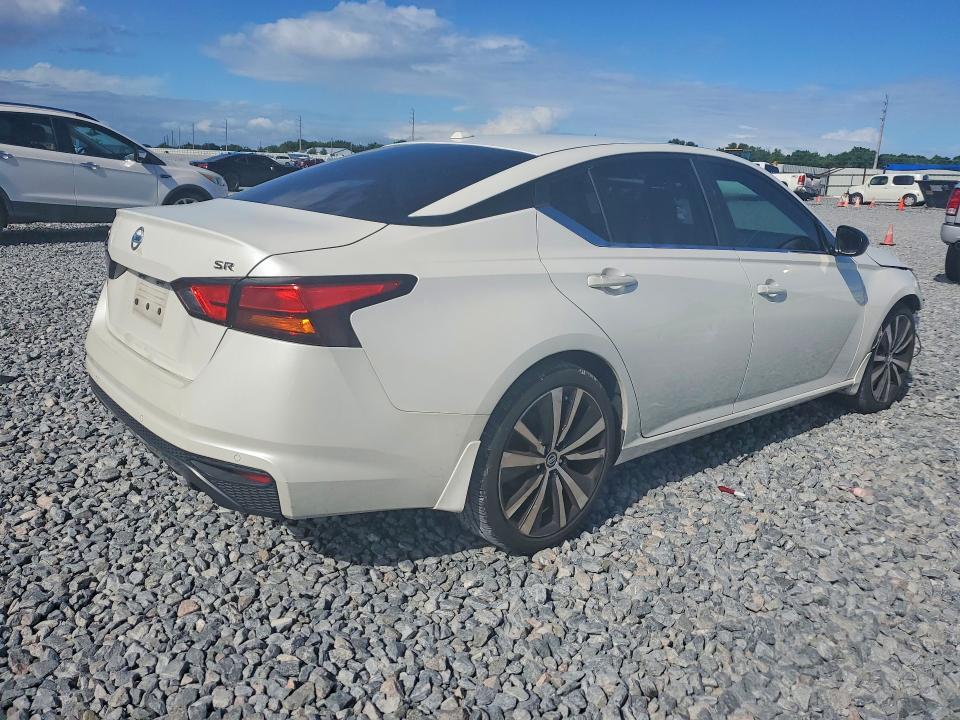 2020 Nissan Altima 2.5 sr