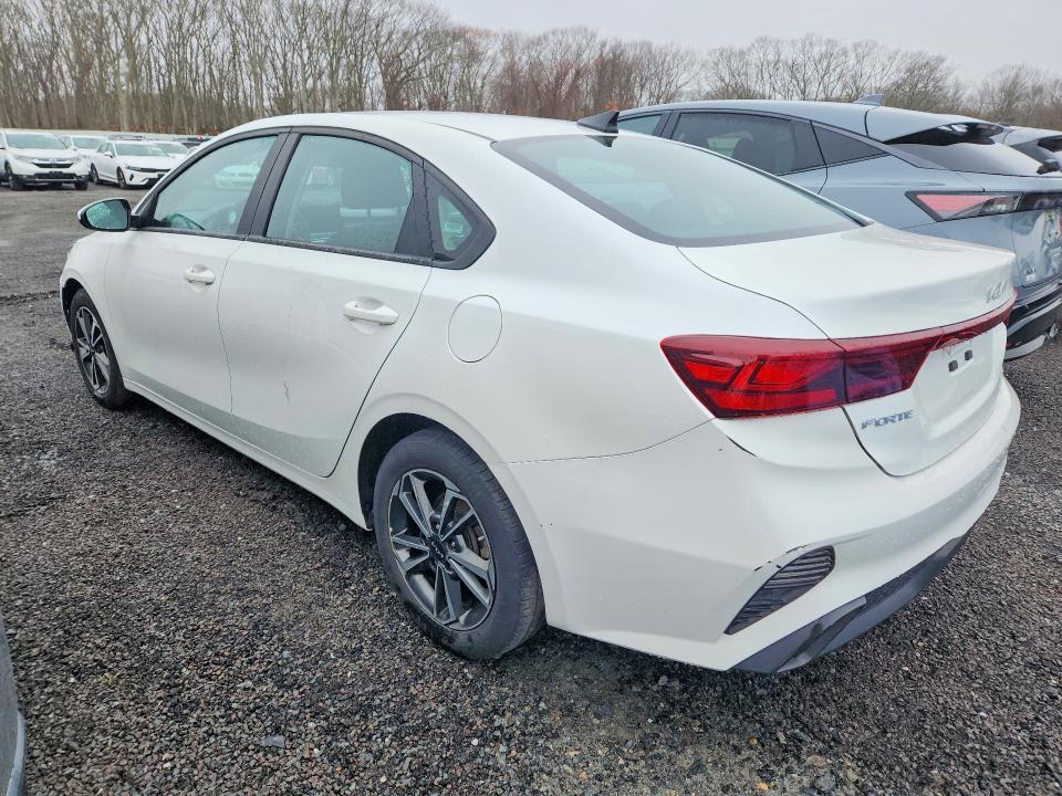 2023 KIA Forte lxs