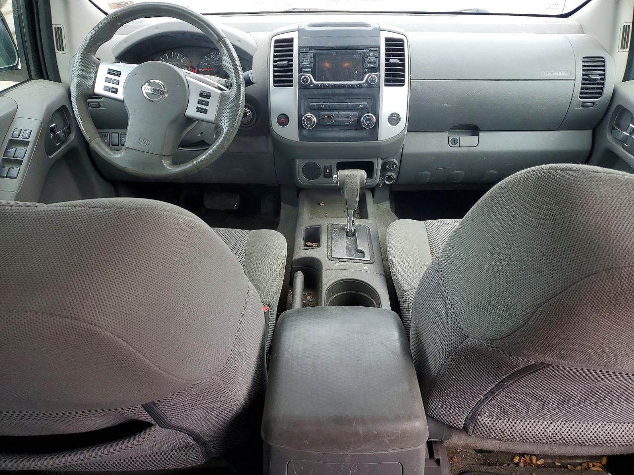 2017 Nissan Frontier SV