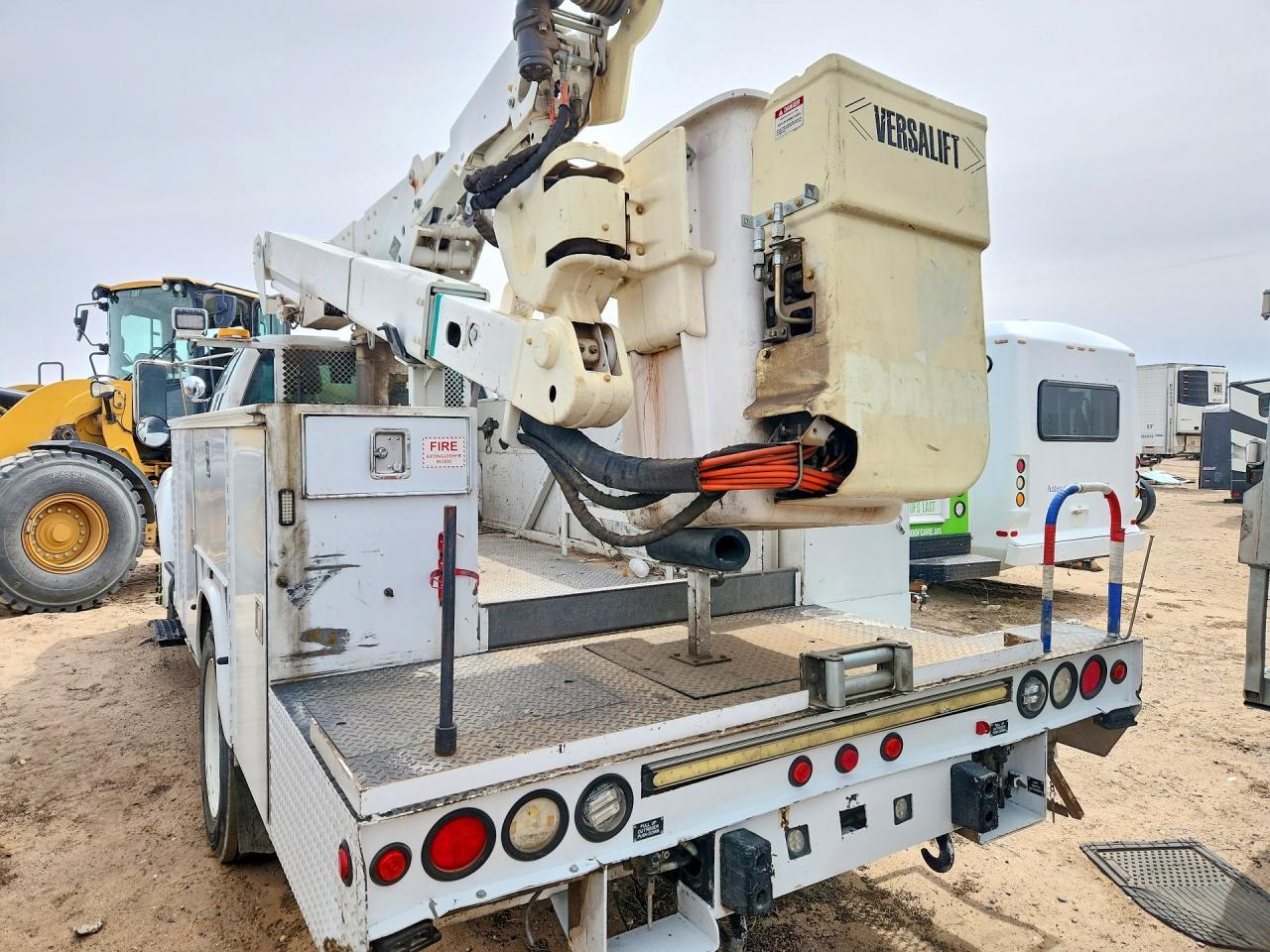 2015 Ford F650 Super Duty Bucket Truck