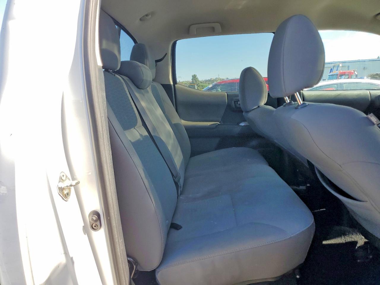 2017 Toyota Tacoma SR5 V6