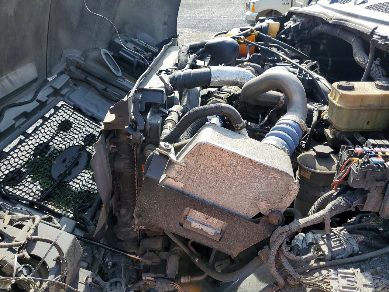 2016 Ford F650 Super Duty Rollback Truck