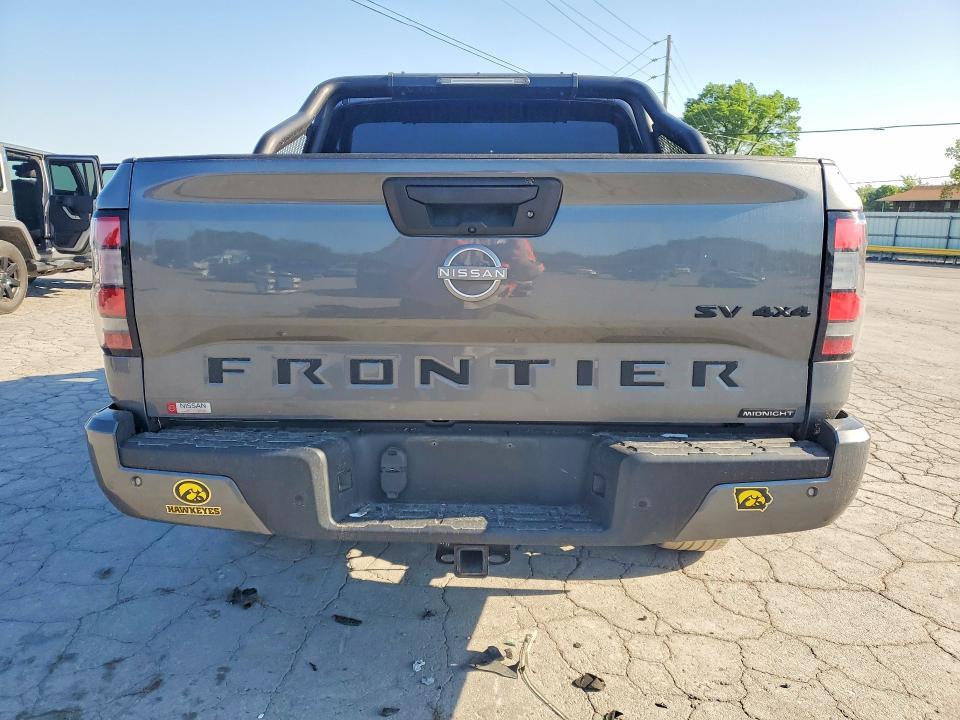 2023 Nissan Frontier SV