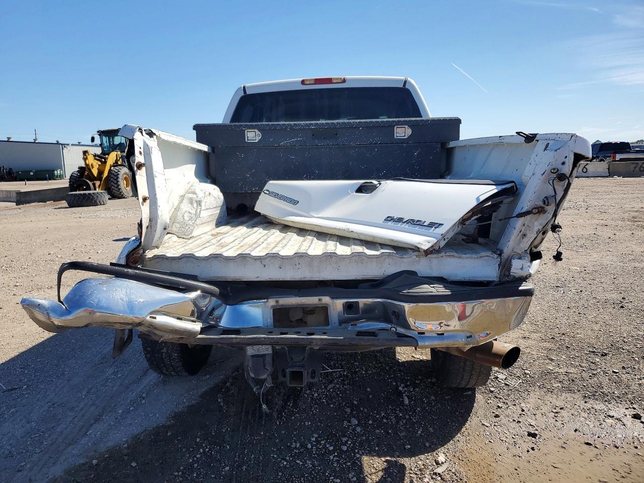 2004 Chevrolet Silverado C2500 Heavy Duty
