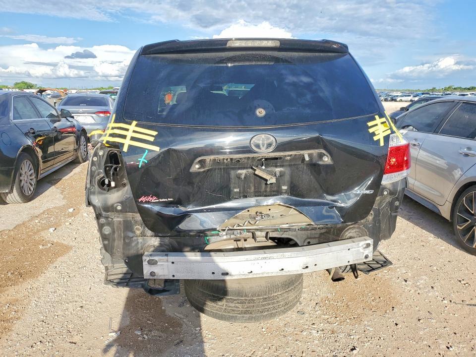 2013 Toyota Highlander Base