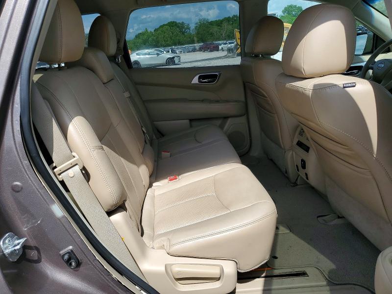 2013 Nissan Pathfinder s