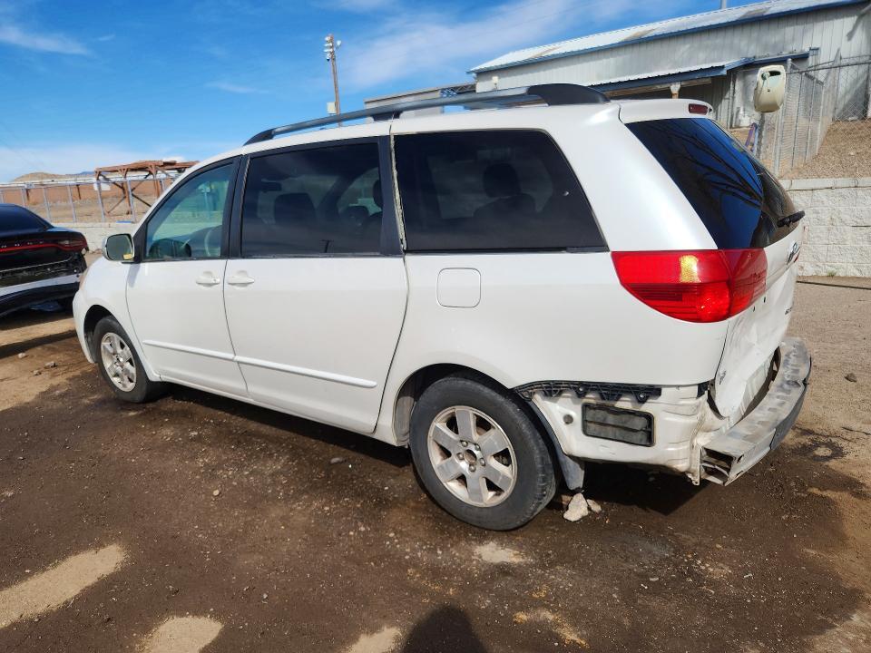 2004 Toyota Sienna xle 7 Passenger