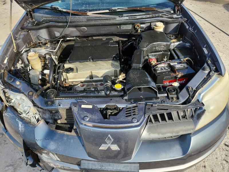 2005 Mitsubishi Outlander ls