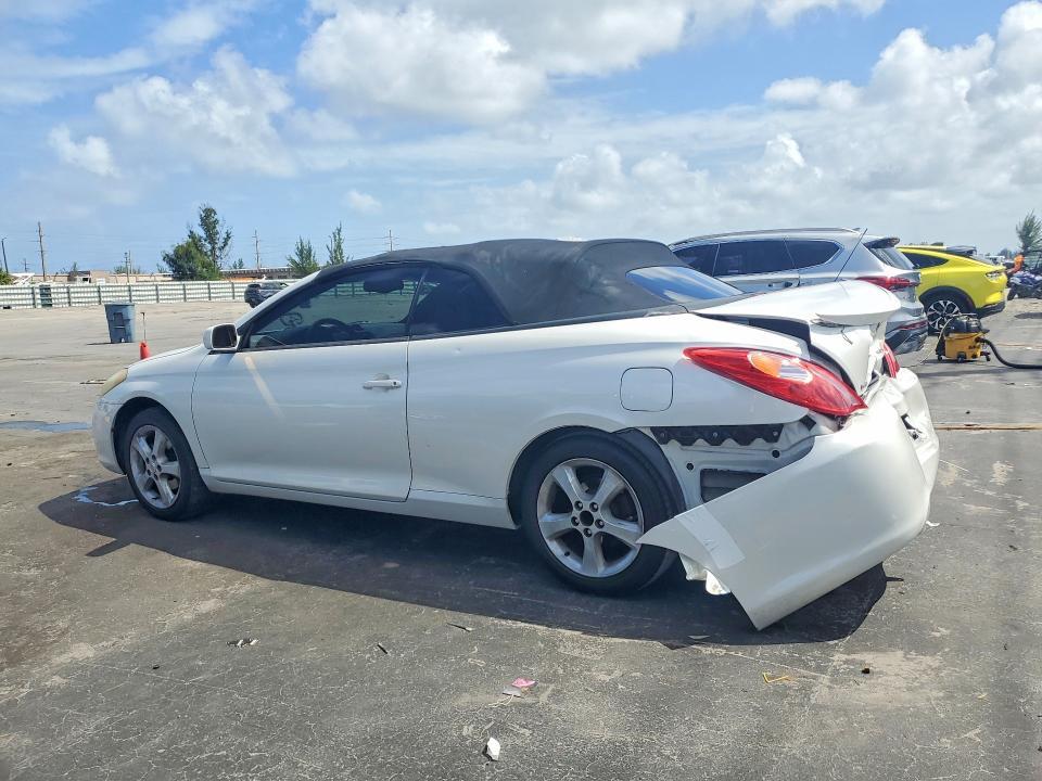 2005 Toyota Camry Solara sle V6