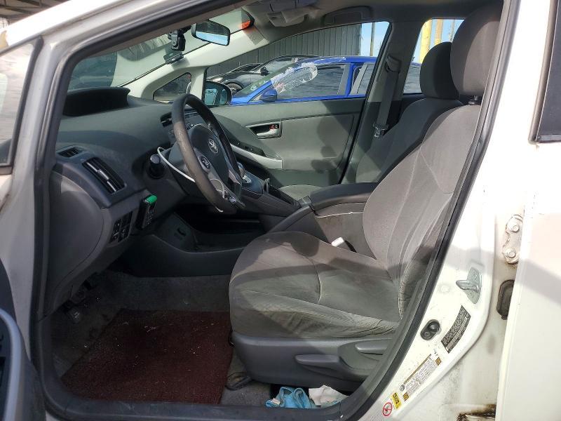 2010 Toyota Prius ii