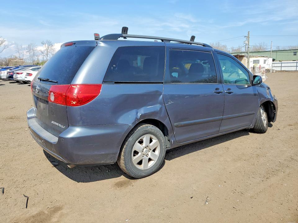 2009 Toyota Sienna xle
