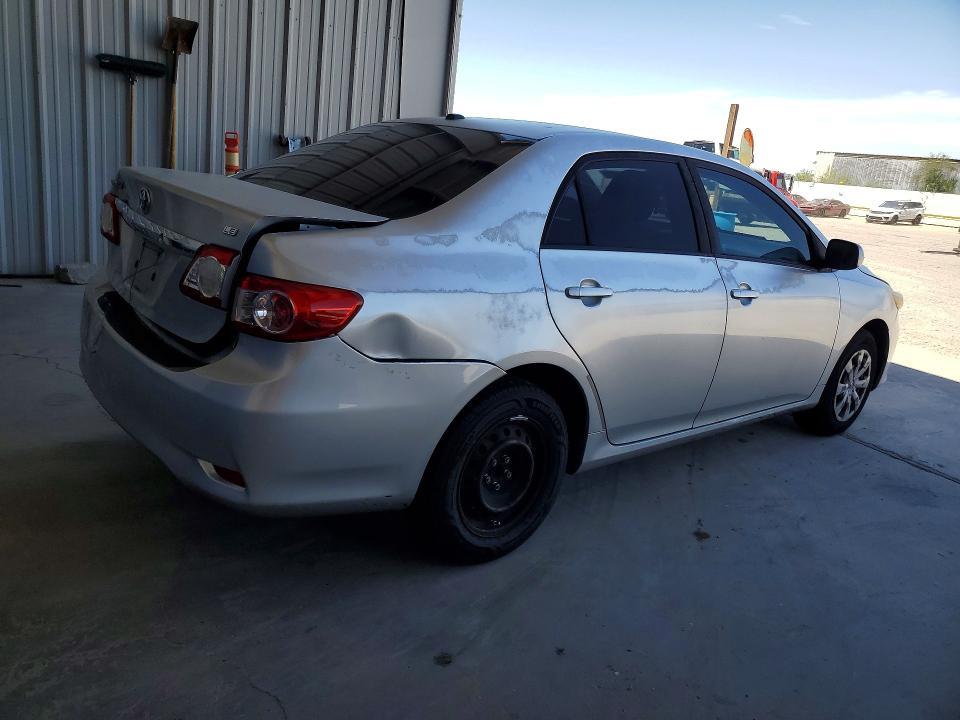 2011 Toyota Corolla le