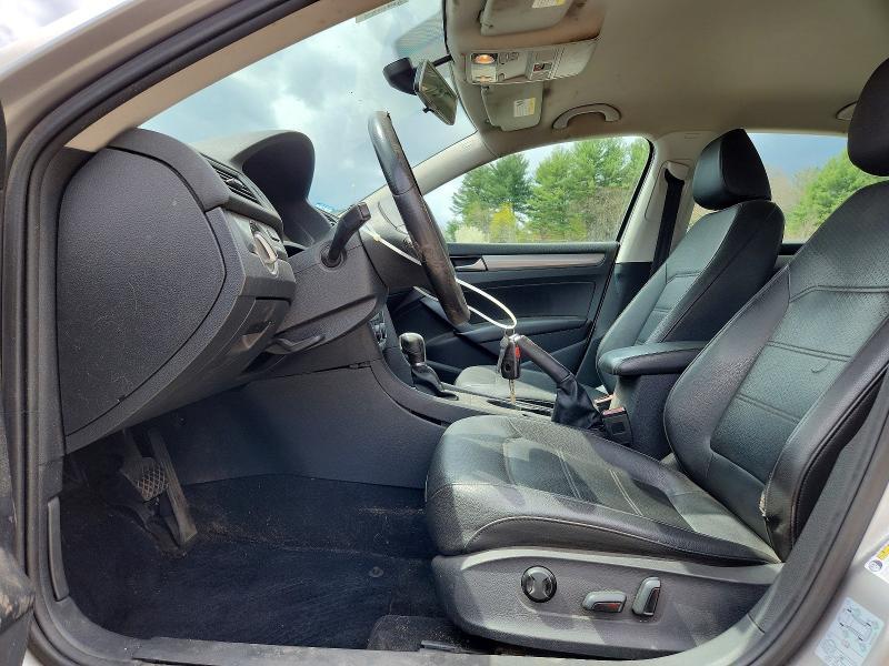 2014 Volkswagen Passat s
