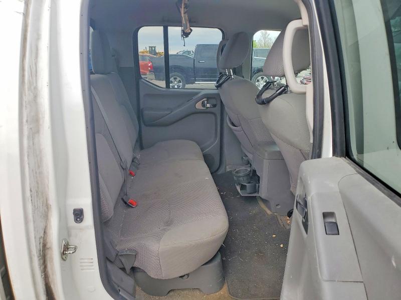 2017 Nissan Frontier SV