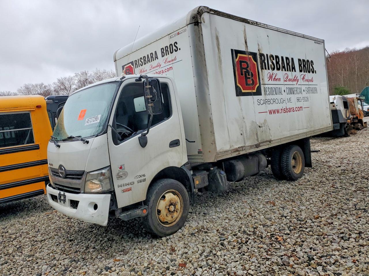 2019 Hino 195 BOX Truck