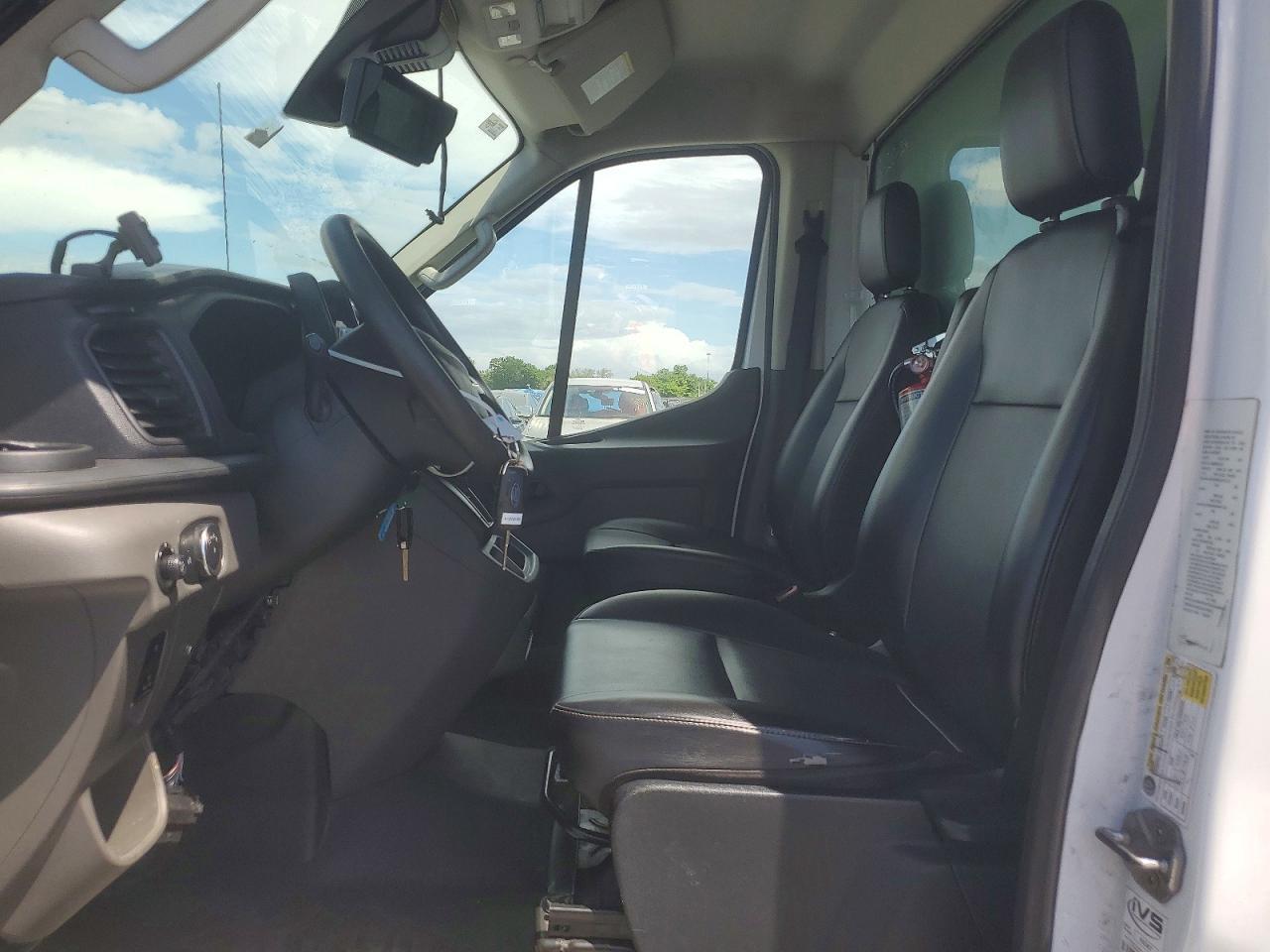 2021 Ford Transit Delivery Truck