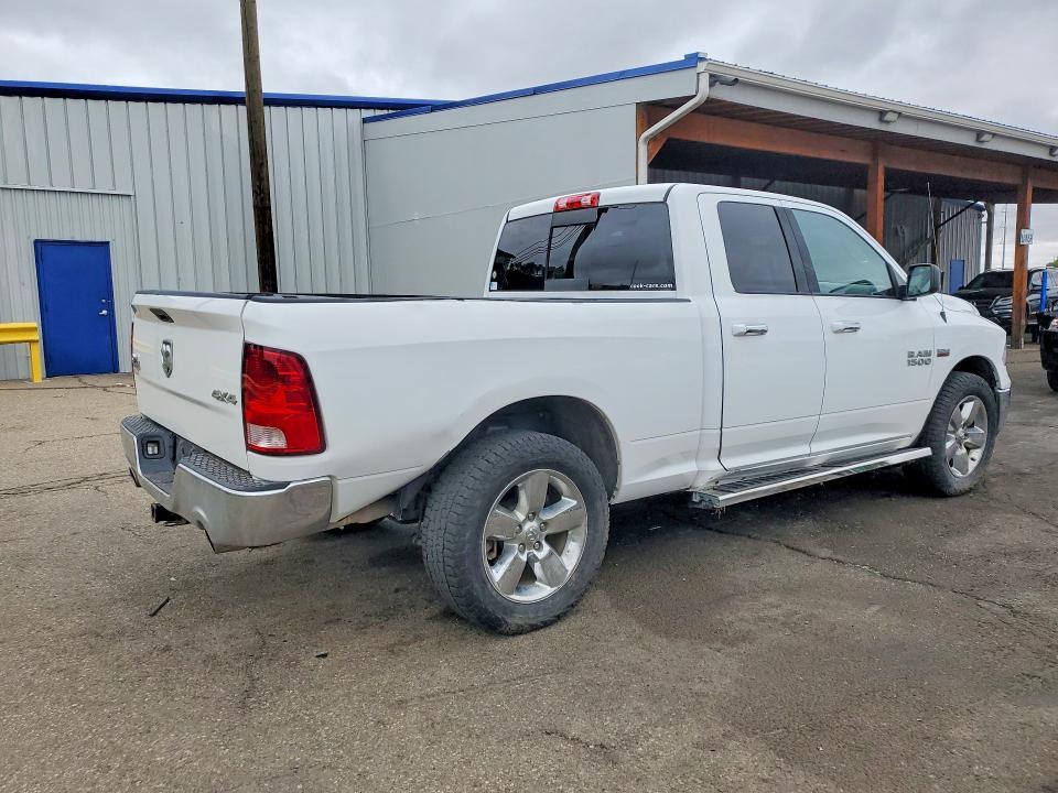 2016 Dodge RAM 1500 SLT