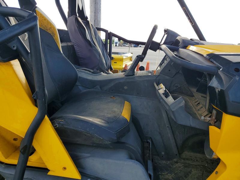 2015 Can-Am Maverick 1000R X RS DPS
