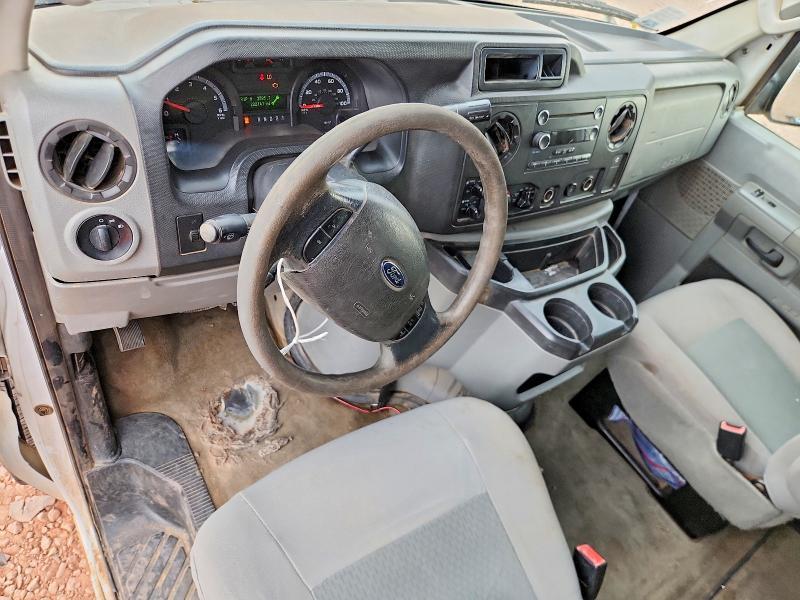 2014 Ford Econoline E350 Super Duty Wagon