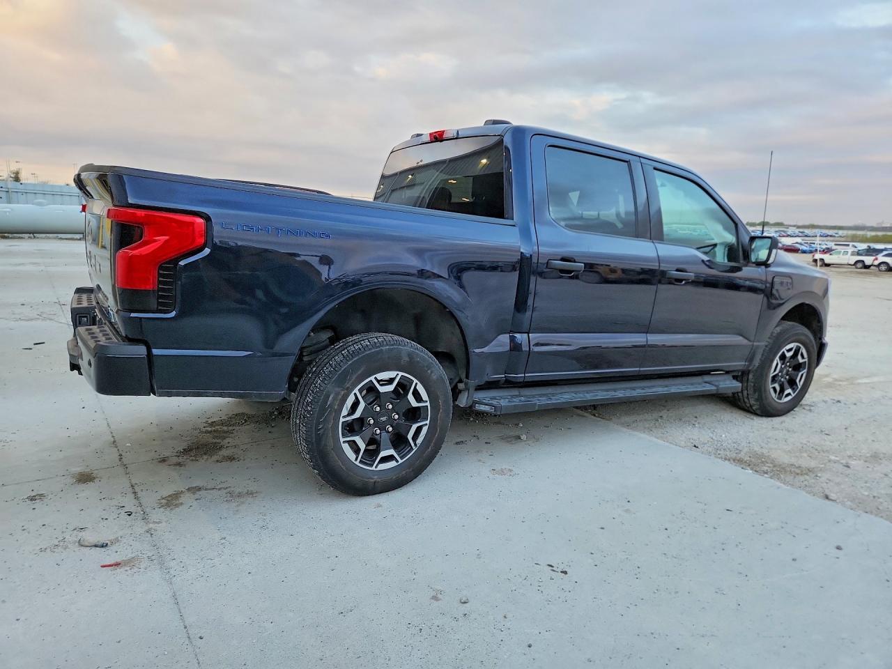 2023 Ford F150 Lightning PRO