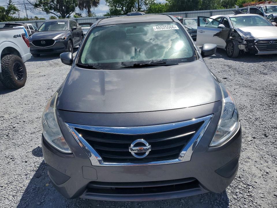 2016 Nissan Versa 1.6 s Plus