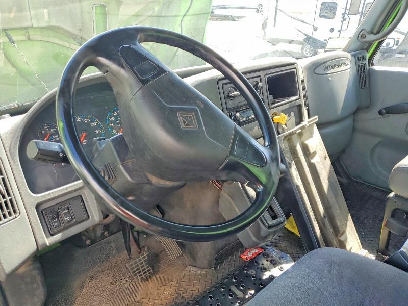 2007 International 4300 BOX Truck