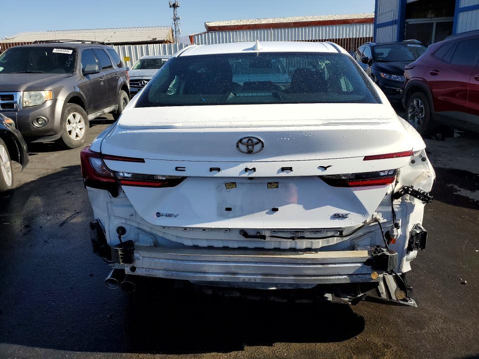 2025 Toyota Camry se