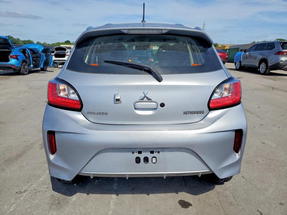 2021 Mitsubishi Mirage es