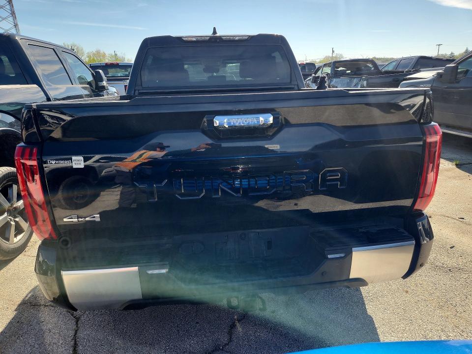2022 Toyota Tundra Crewmax Limited