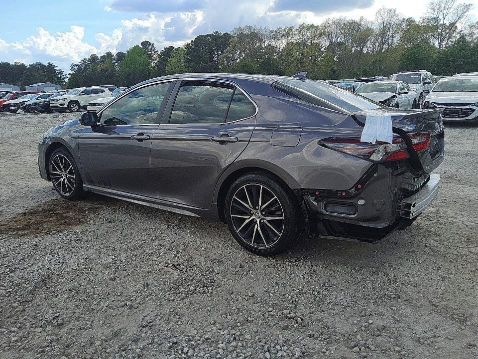 2023 Toyota Camry se