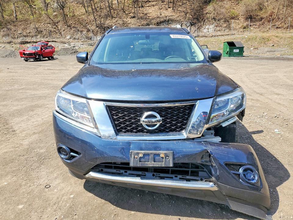 2014 Nissan Pathfinder sv