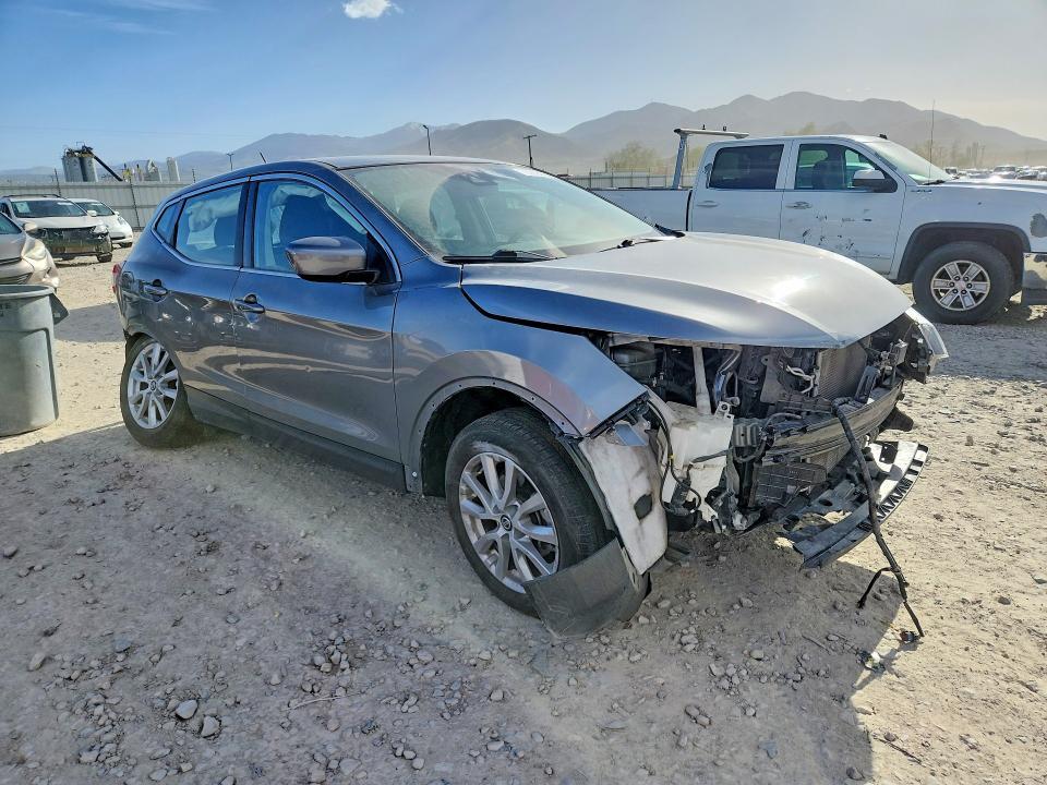 2021 Nissan Rogue Sport s