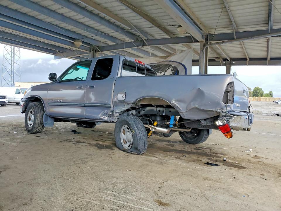 2002 Toyota Tundra SR5 V8