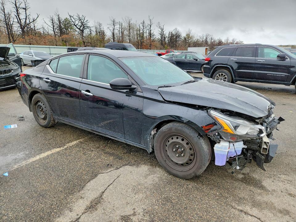 2019 Nissan Altima s
