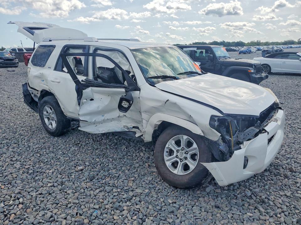 2017 Toyota 4runner SR5