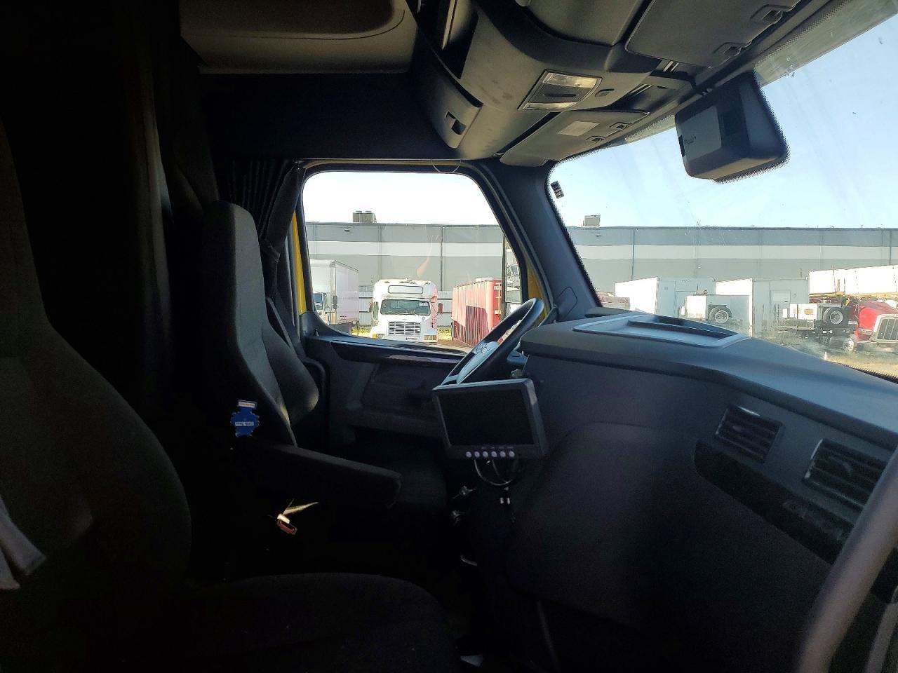 2024 Freightliner Cascadia 116 Semi Truck