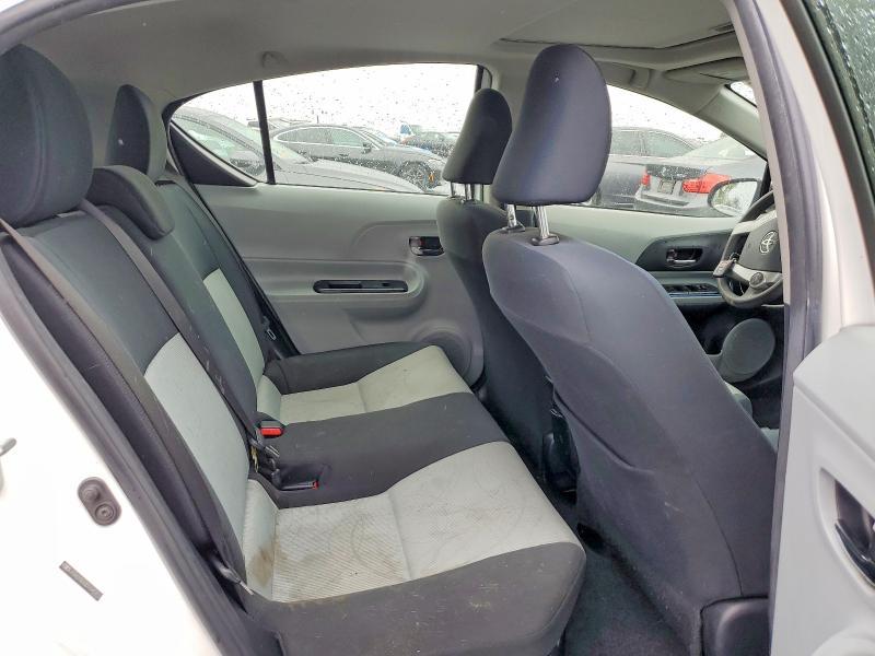 2013 Toyota Prius c Three