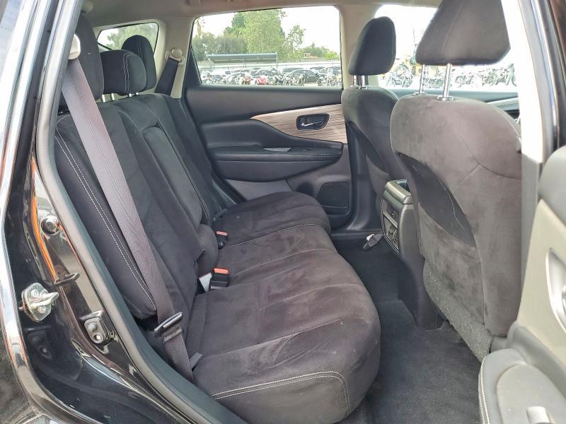 2017 Nissan Murano sv