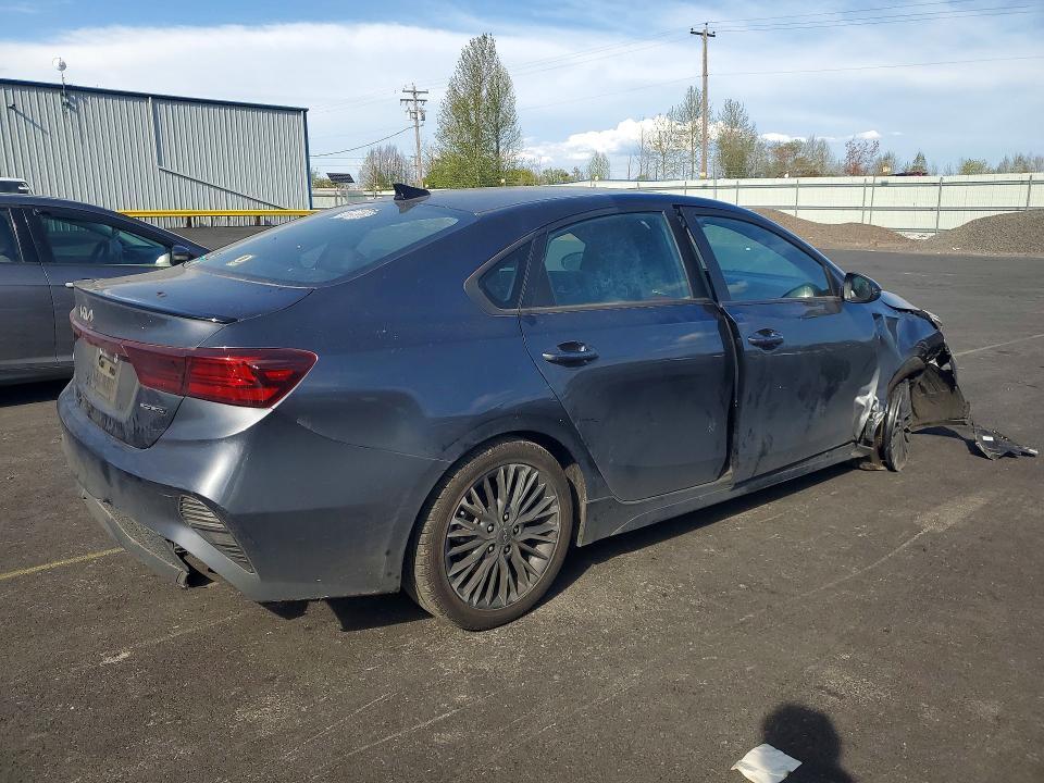 2023 KIA Forte gt Line