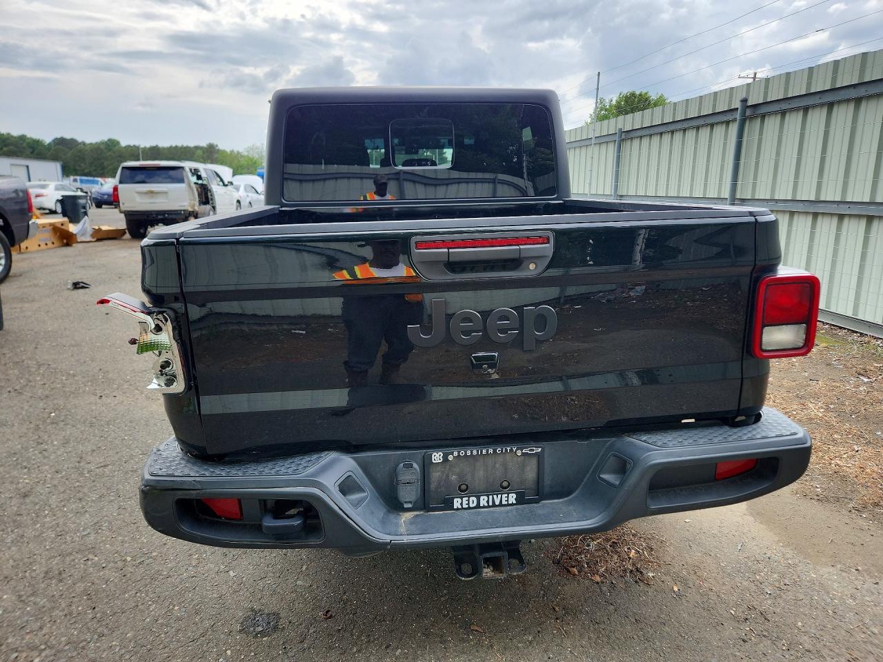 2023 Jeep Gladiator Sport