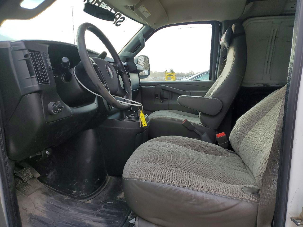 2016 GMC Savana G2500