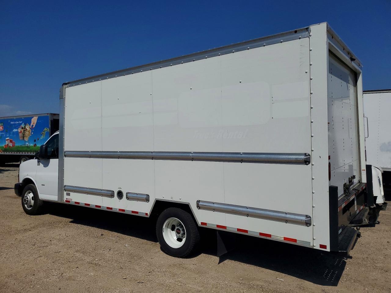 2023 GMC Savana BOX Truck