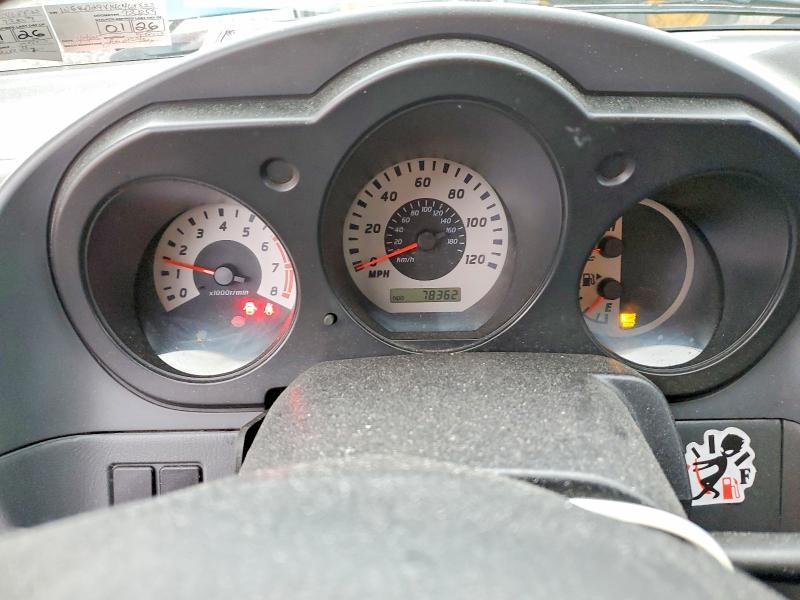 2004 Nissan Frontier Crew Cab XE V6