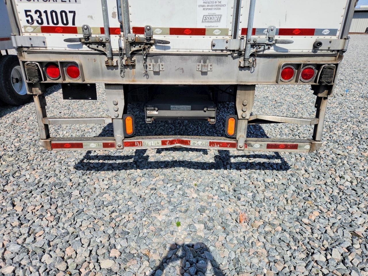2013 Utility VS2RA Refrigerated Van Trailer