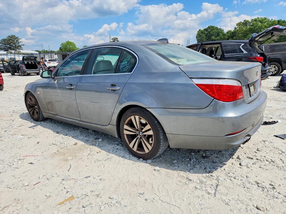 2010 BMW 528 i