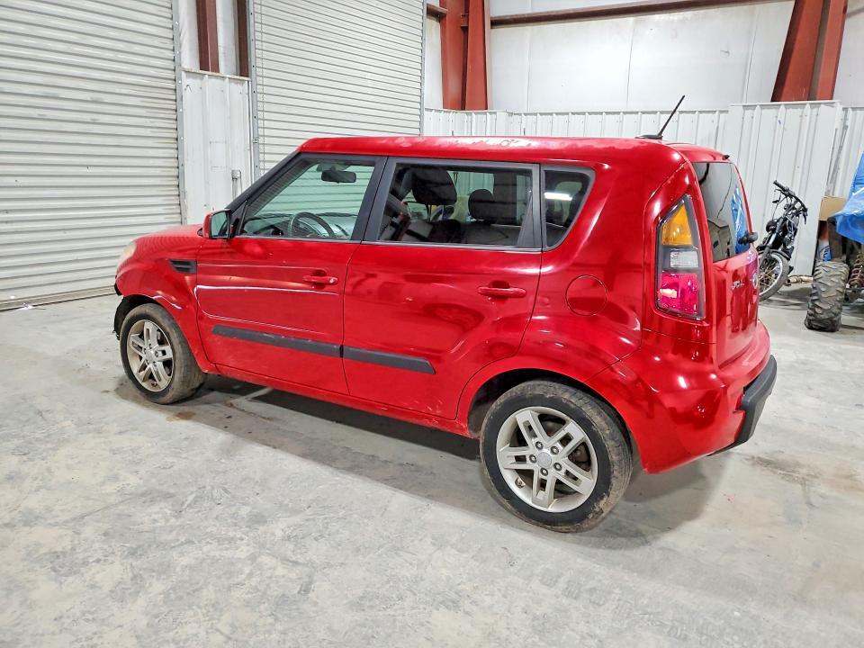 2011 KIA Soul +
