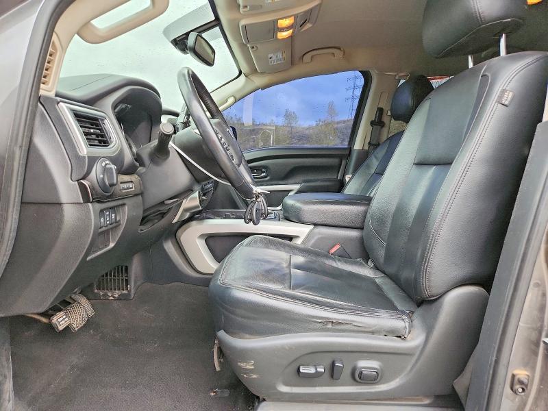2017 Nissan Titan SV