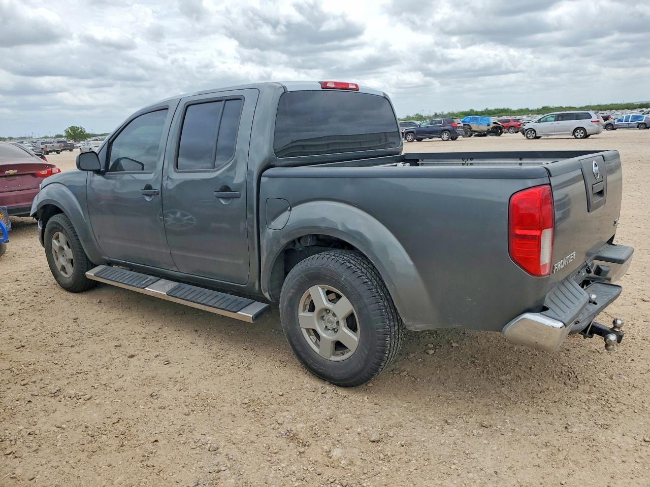 2005 Nissan Frontier SE