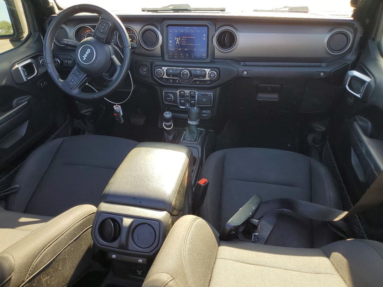 2022 Jeep Gladiator Sport