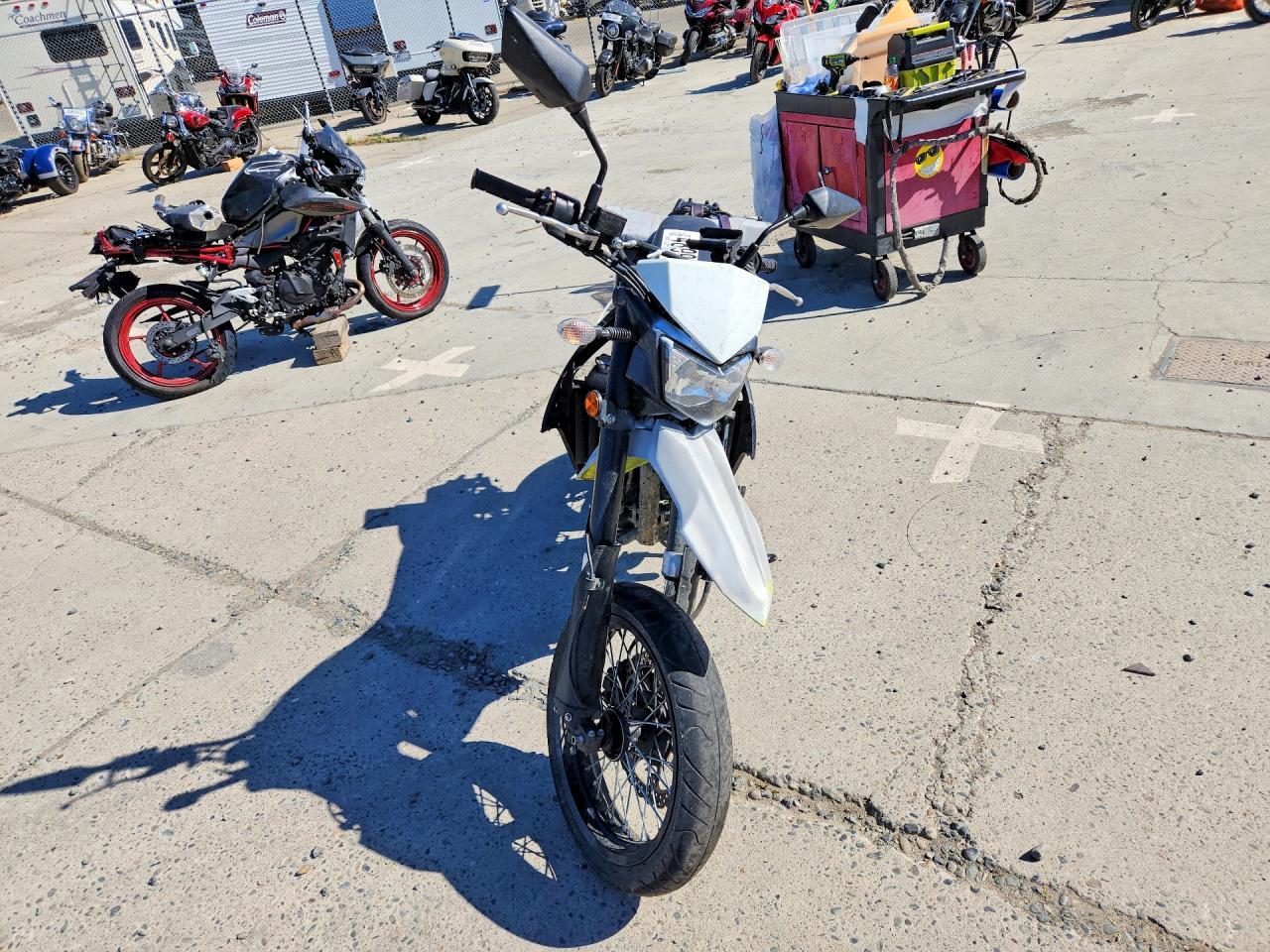 2023 Kawasaki KLX300 E